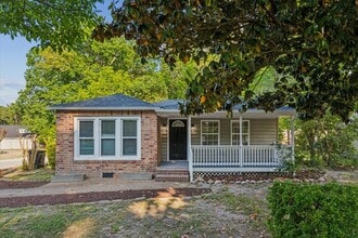 Building Photo - 3885 Strawberry Plains Rd