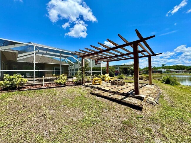 Building Photo - 16934 Melissa Ann Dr