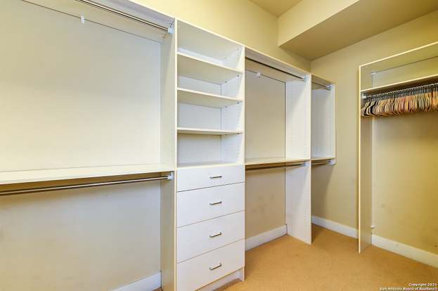 Building Photo - 7342 Oak Manor Dr
