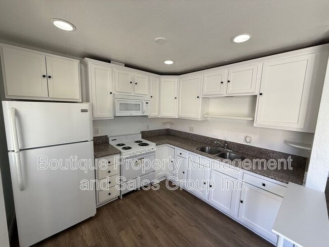 Building Photo - 2258 Pamela Ln