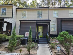 Building Photo - 1332 Ocala Rd