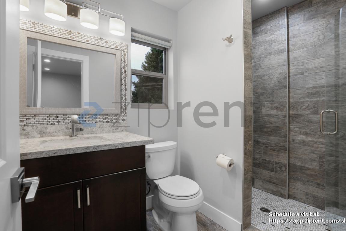 Building Photo - 17530 83rd Pl NE