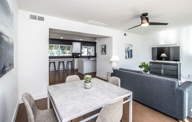 Building Photo - Biltmore District Luxury – 3 month leases avaialble 2,795.00