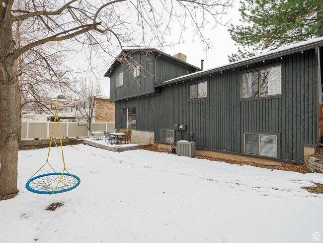 Building Photo - 9888 Borg Dr