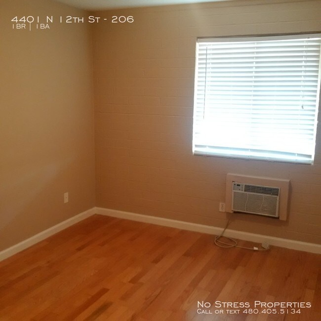 Building Photo - 1 Bed Condo off 12th St and Indian School!