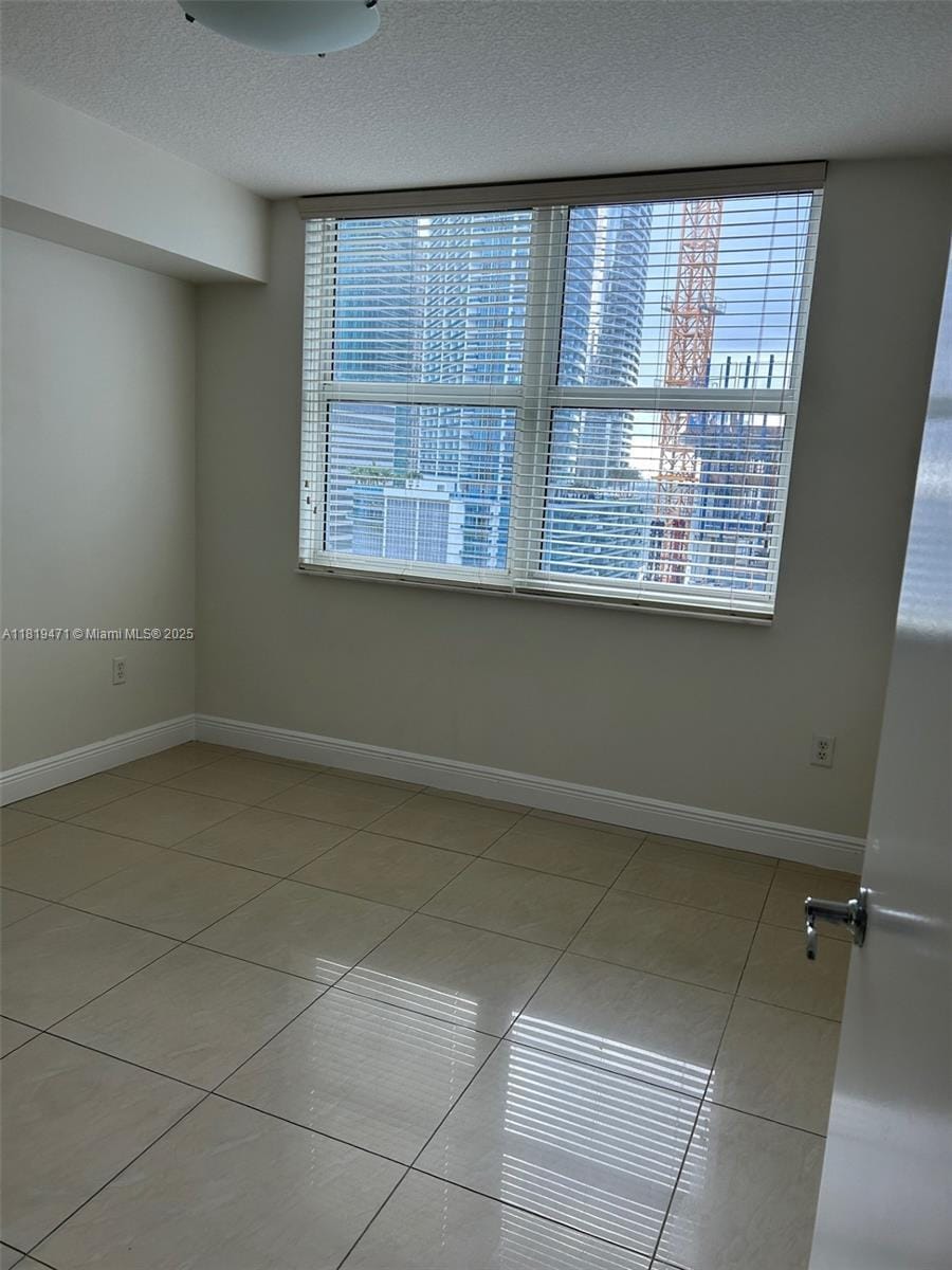 Building Photo - 31 SE 5th St