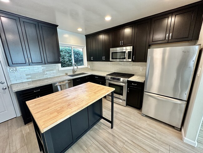 Modern Kitchen - 3443 Sherbourne Dr