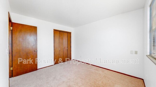 Building Photo - 5735 W 2nd Ave