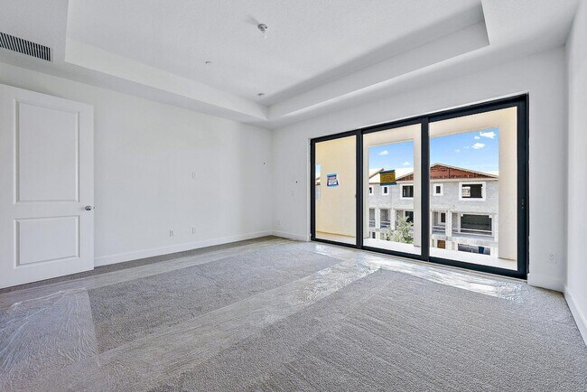 Building Photo - 5264 Beckman Ter