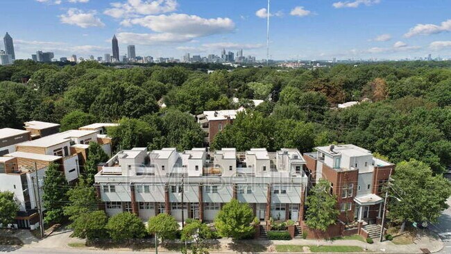 Building Photo - 988 DeKalb Ave NE