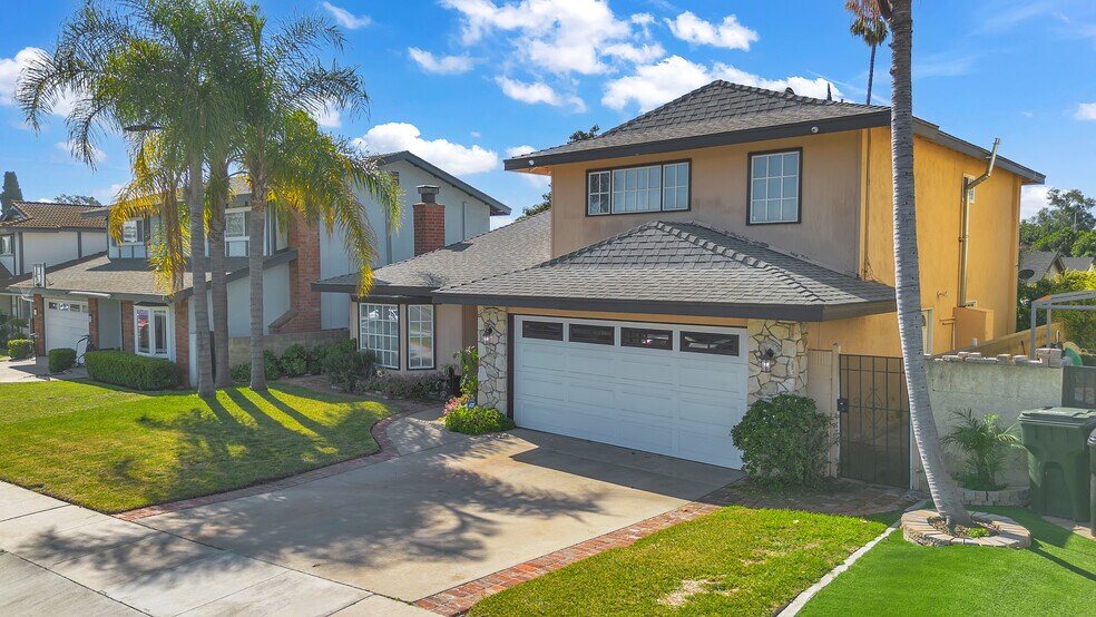 Building Photo - 9720 Blandwood Rd