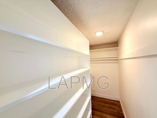 Building Photo - 804 A Princeton St