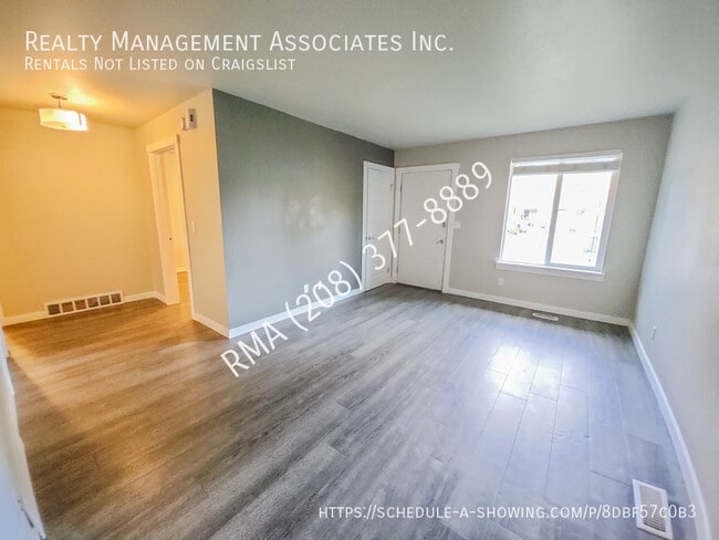 Building Photo - 4106 Tredwell Pl