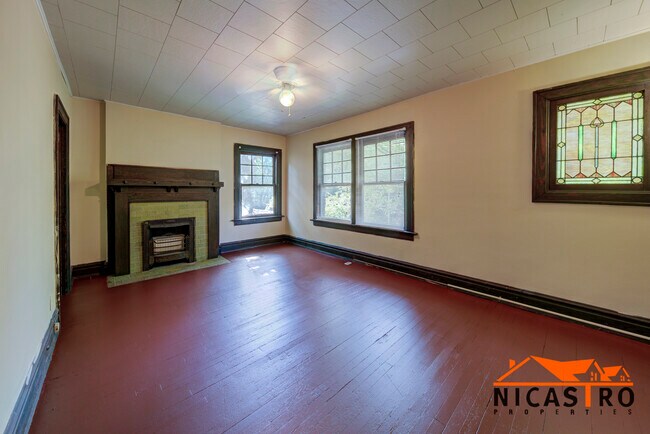 Building Photo - 202 Frambes Ave