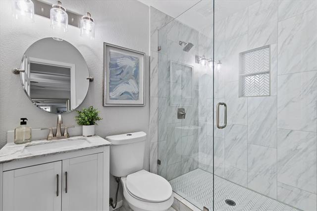 Building Photo - 10023 Olmos Dr