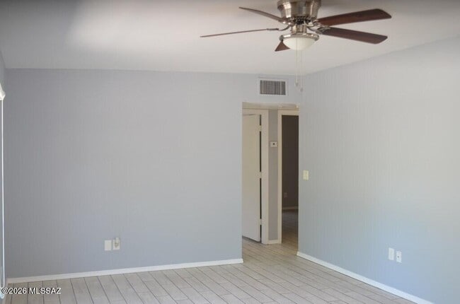 Building Photo - 9159 E Broadway Blvd