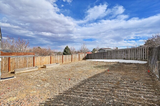 Building Photo - $2,375.00 - 3 Beds,2 Baths, Single Family ...