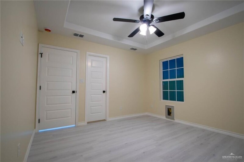 Building Photo - 116 N Colorado Ave