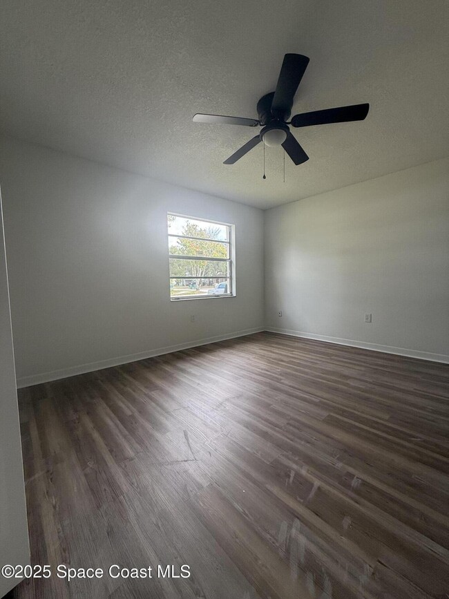 Building Photo - 3689 Longbow Rd