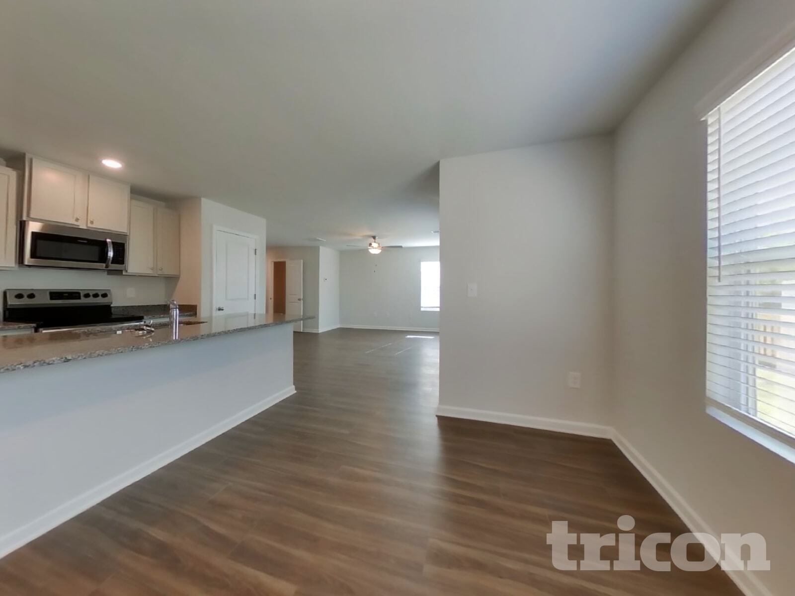 Building Photo - 561 Fairview Oak Pl