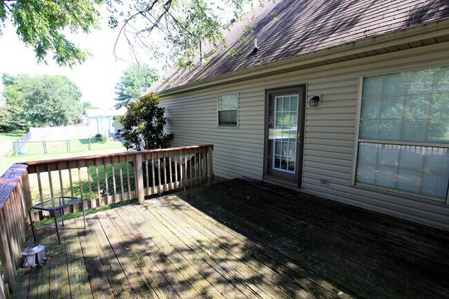 Building Photo - 1107 Falling Tree Ct