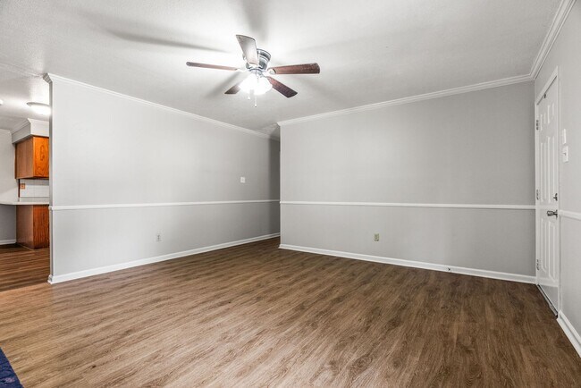 Building Photo - Updated House for Rent in Maumelle – Spaci...