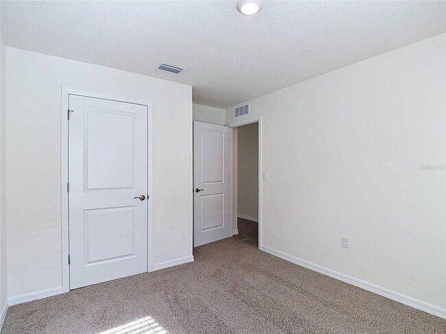Building Photo - 31115 Silver Stage Dr