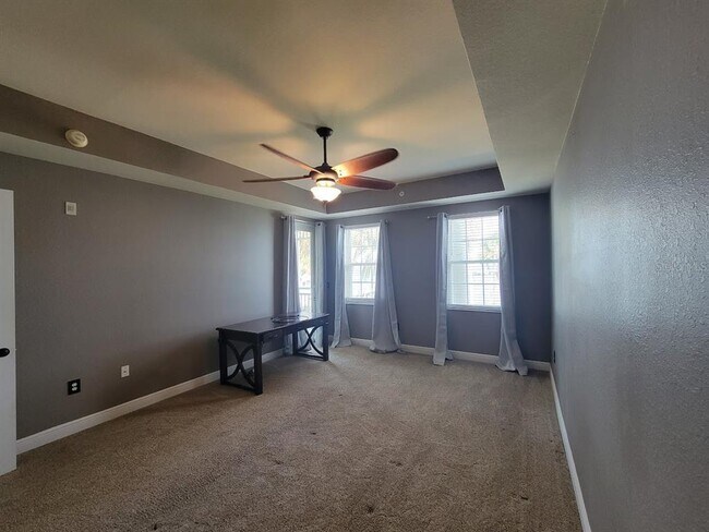 Building Photo - 5114 Melbourne St