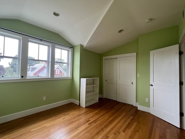 3rd Bedroom - 7 Fairfield St