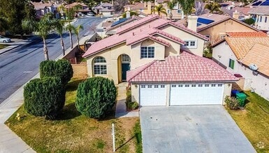 Building Photo - 15645 Isleta Ln