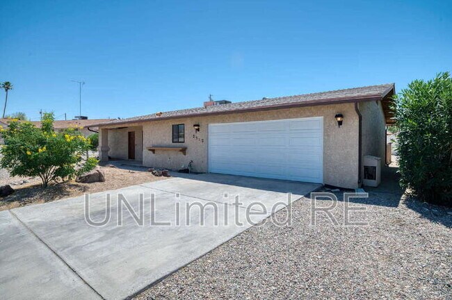 Building Photo - 2512 Cisco Dr S