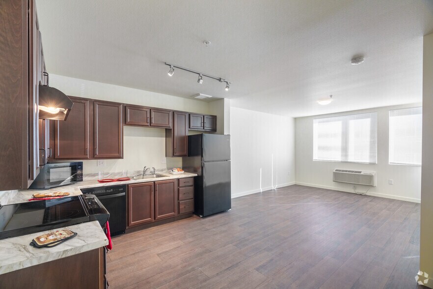 Range View Apartments 14475 Montview Blvd Aurora CO 80011 Apartment