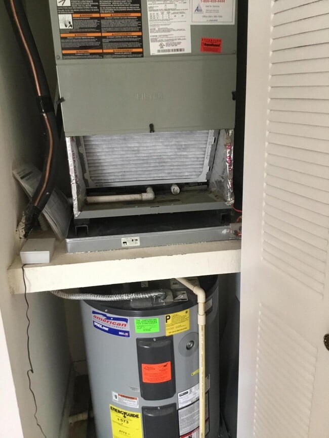 Building Photo - 6761 Heritage Grande