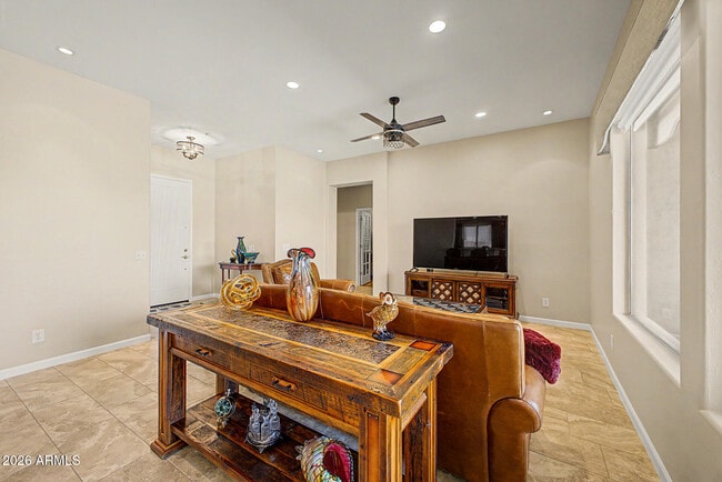 Building Photo - 10588 E Autumn Sage Dr