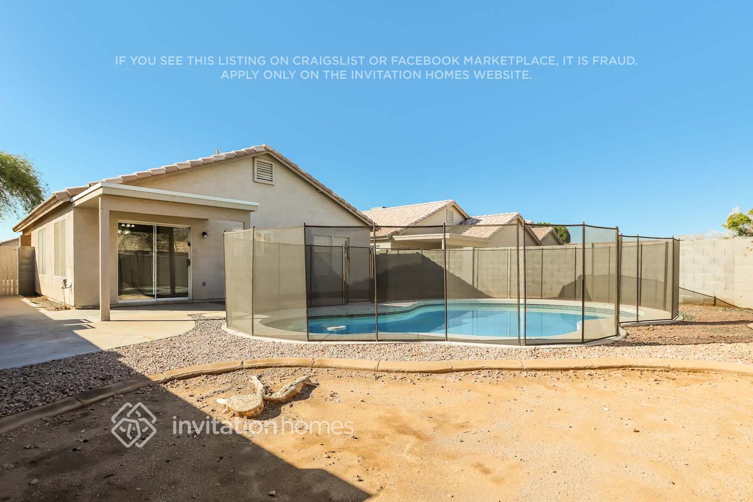 Building Photo - 10460 W Reade Ave