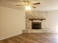 Building Photo - Primrose Market Place - Battlefield Mall Area - Bradford Park Neighborhood w/ 2 Living Area's