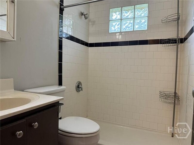 Building Photo - 317 Strickland St