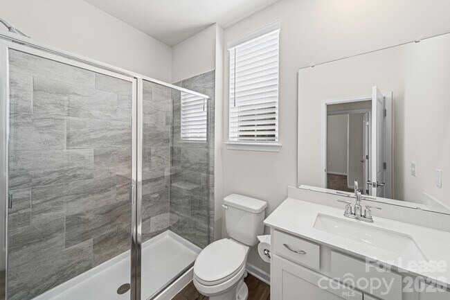 Building Photo - 1104 Bandon Dr