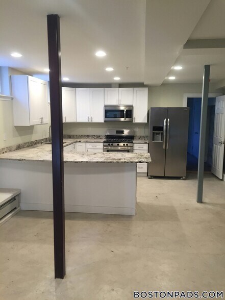 Building Photo - 231 Norfolk St