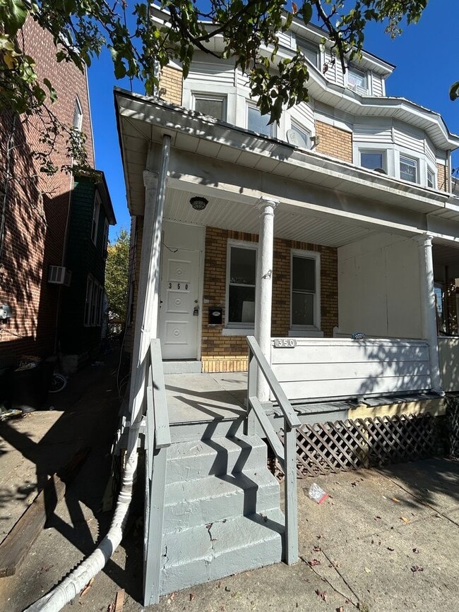 Building Photo - 350 Cleveland Ave