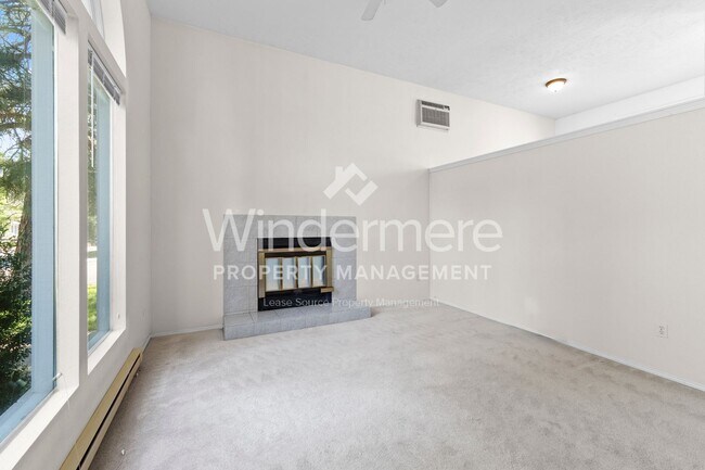 Building Photo - 4128 E 34th Ave