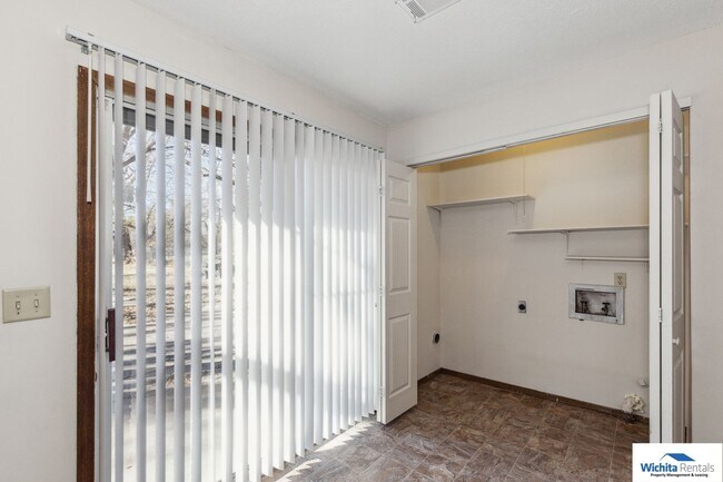 Building Photo - 1713 N Arkansas Ave