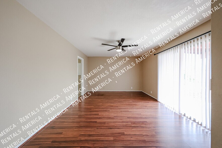 Building Photo - 6631 N 84th Dr