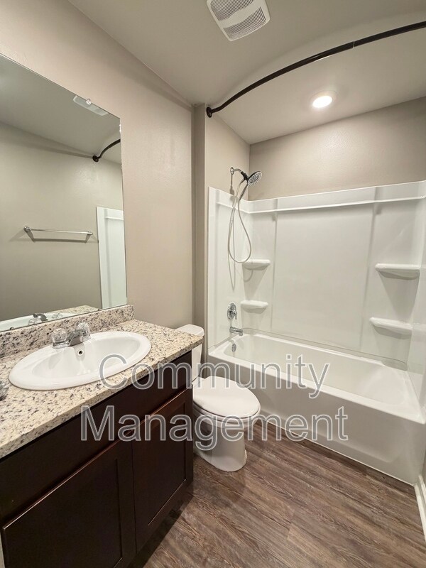 Building Photo - 30891 Clearview Ct