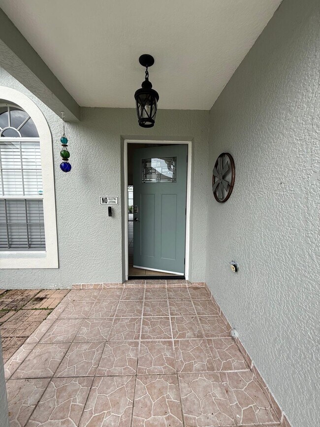 Building Photo - 2531 Sage Dr