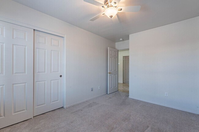 Building Photo - 5463 W Geronimo St