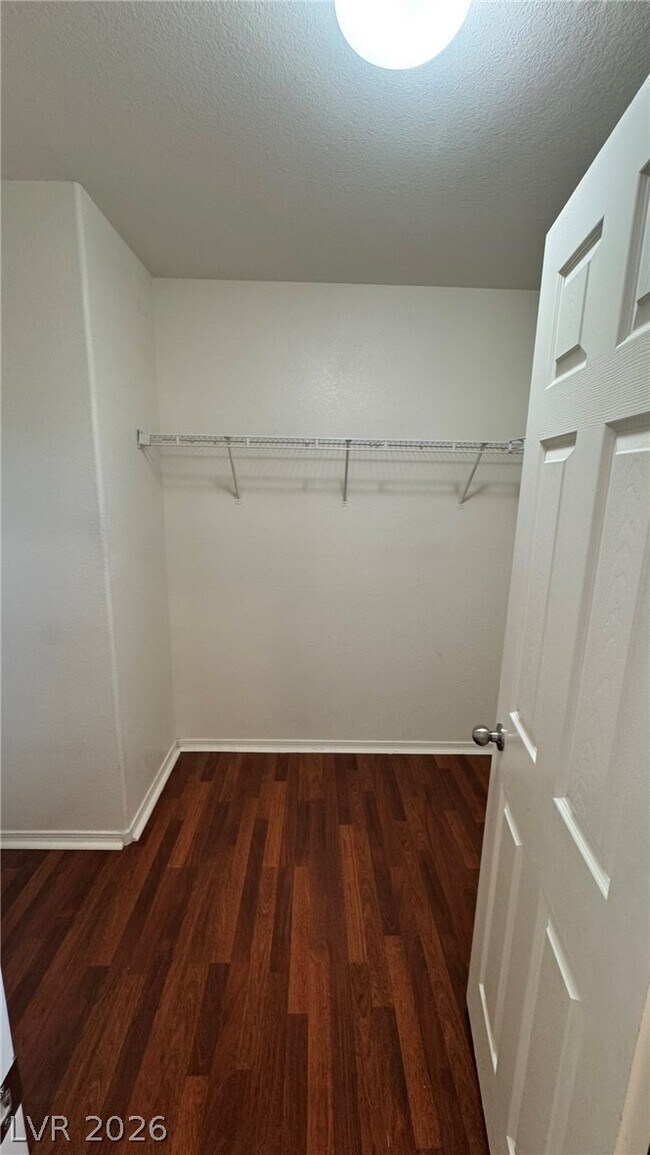 Building Photo - 9967 Carrizo Springs Ave