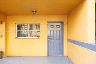 Building Photo - 14970 SW 82nd Ln