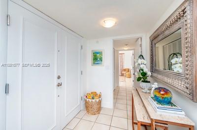 Building Photo - 609 Ocean Dr