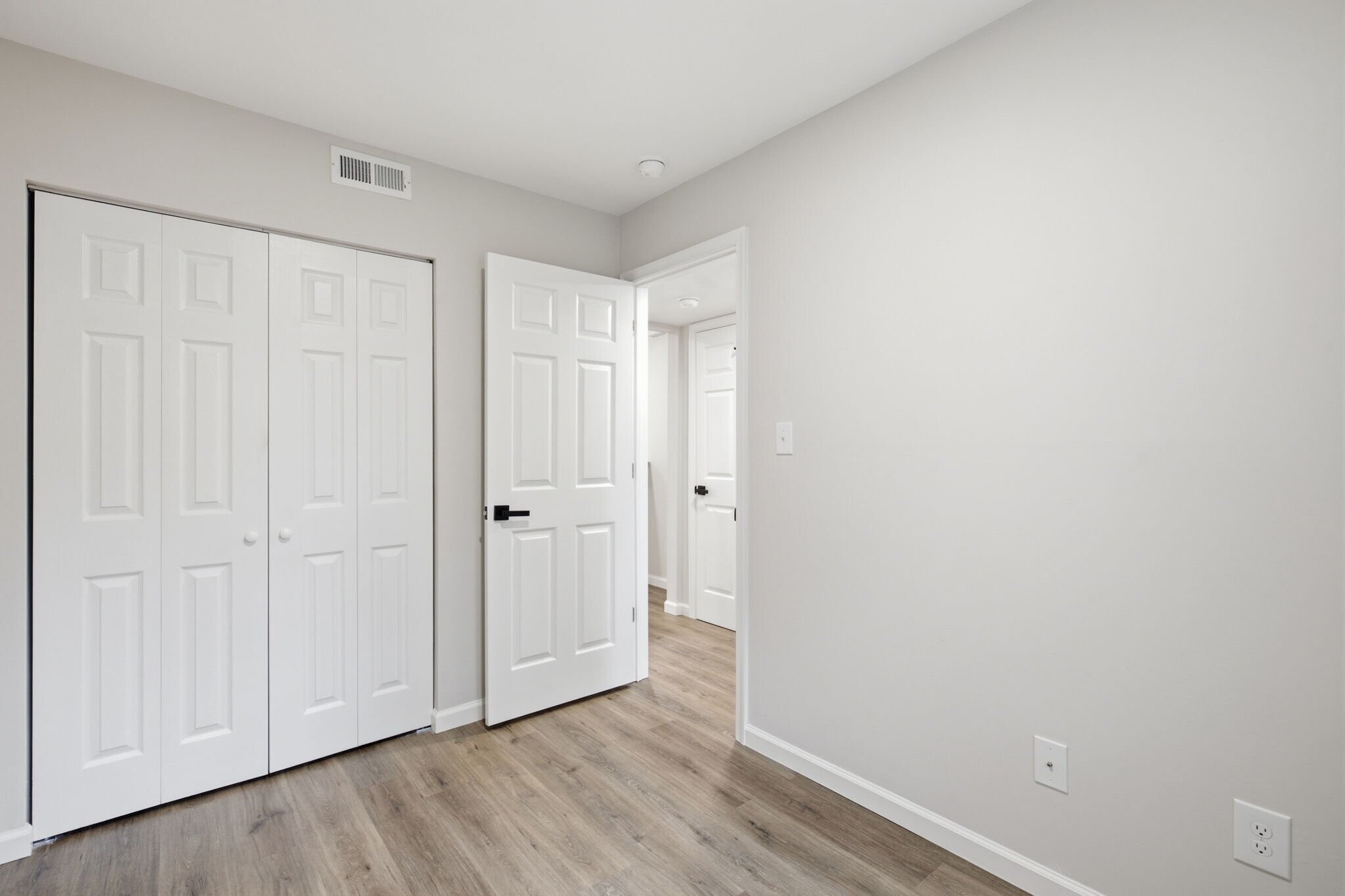 Building Photo - 8 Lyford Key